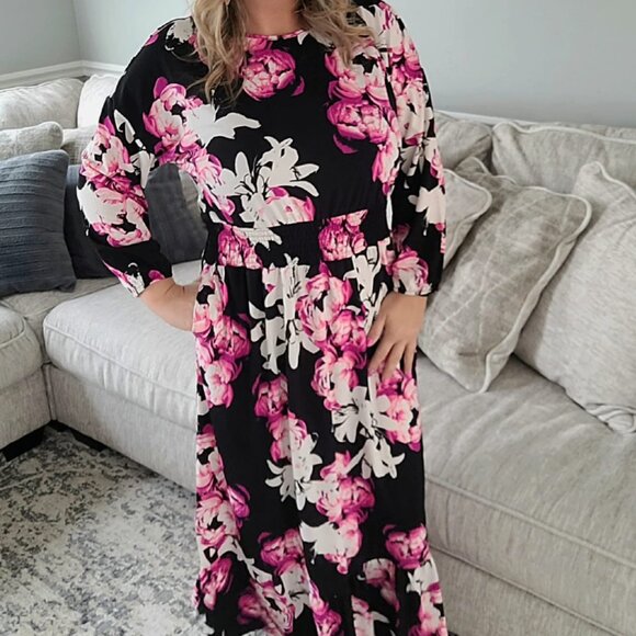 NEW NWT Tags LuLaRoe Evelyn Smocked Waist Maxi Dress Long Sleeve Black Floral - Picture 5 of 14